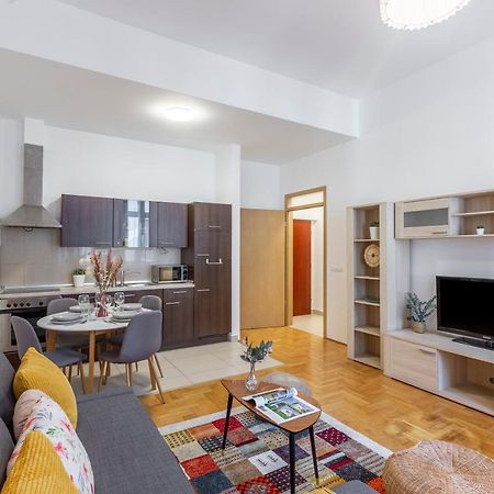 Central Gozsdu Apartment In The Party Street Budapeşte Dış mekan fotoğraf