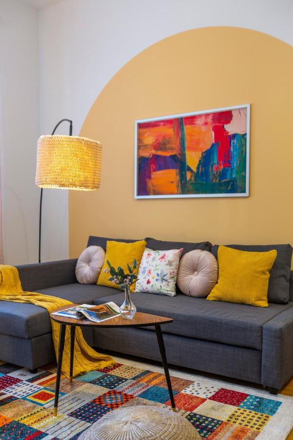 Central Gozsdu Apartment In The Party Street Budapeşte Dış mekan fotoğraf